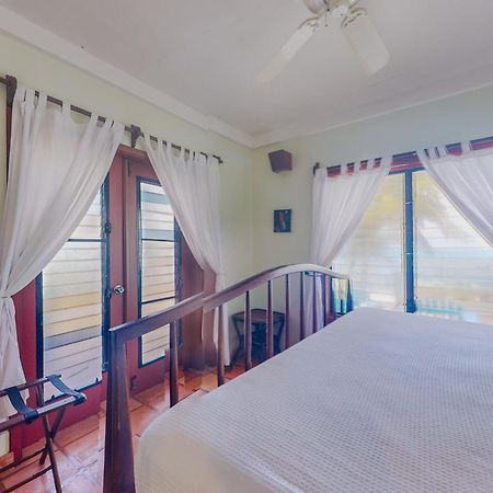Beachside Villas Gold Standard Certified Placencia 部屋 写真