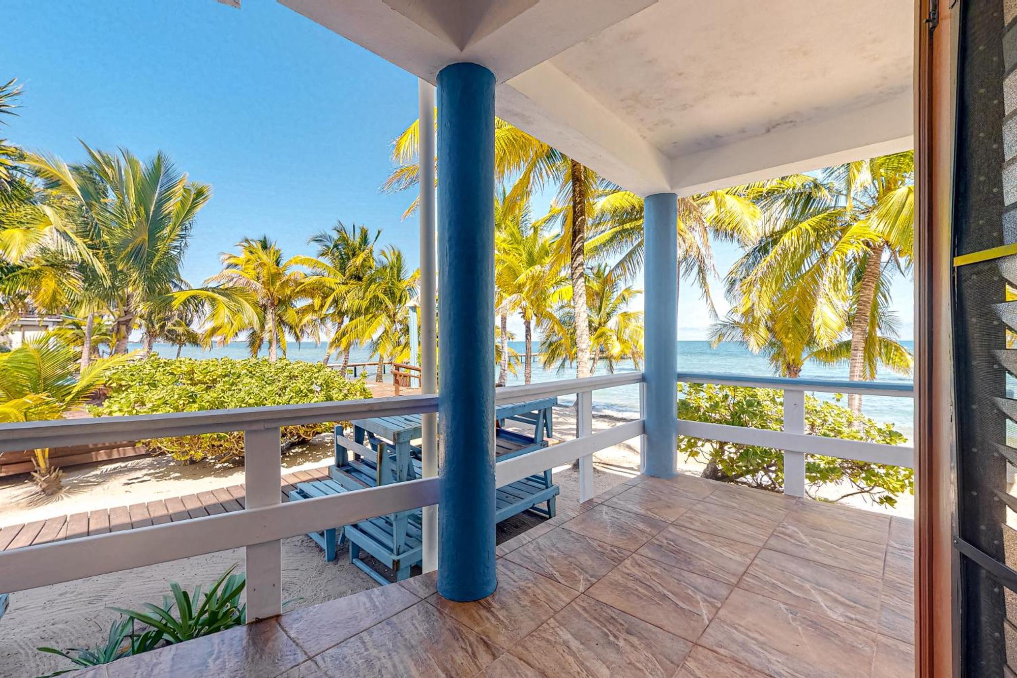 Beachside Villas Gold Standard Certified Placencia 部屋 写真