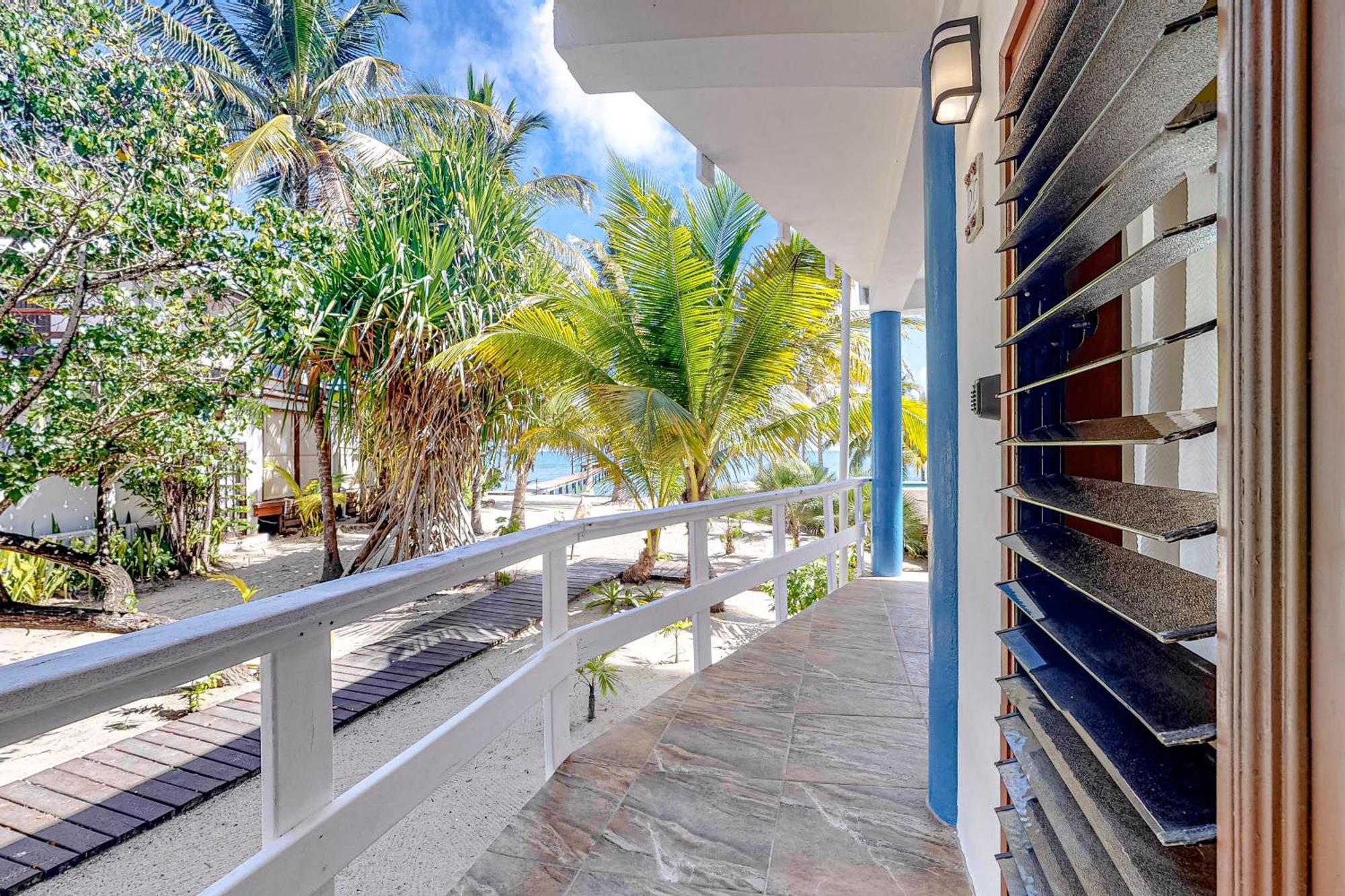 Beachside Villas Gold Standard Certified Placencia 部屋 写真