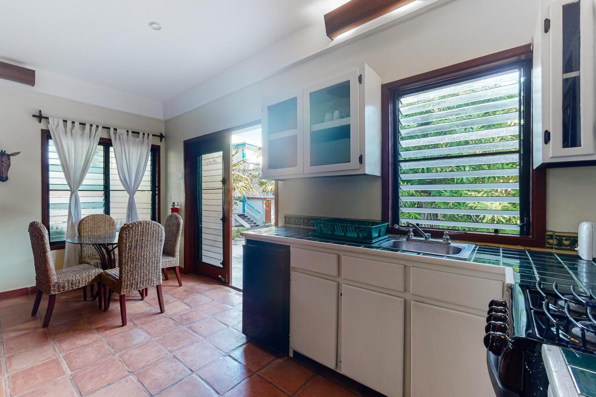 Beachside Villas Gold Standard Certified Placencia 部屋 写真